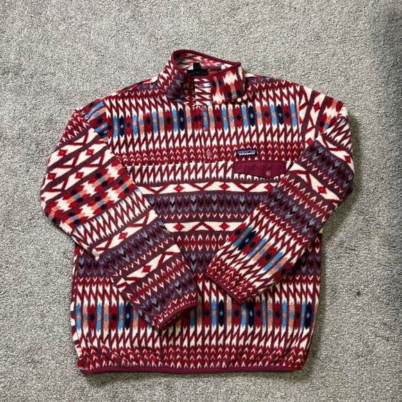 Patagonia Tops - Patagonia Synchilla Snap-T Pullover Womens XL kuta klash dark currant Geometric